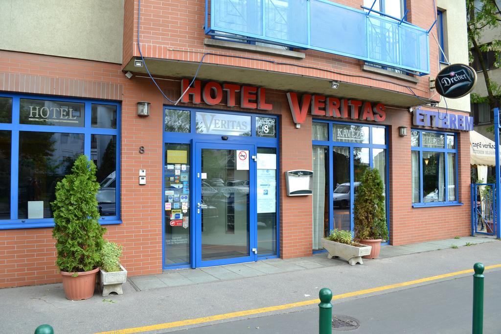 Hotel Veritas Budapest Exteriör bild