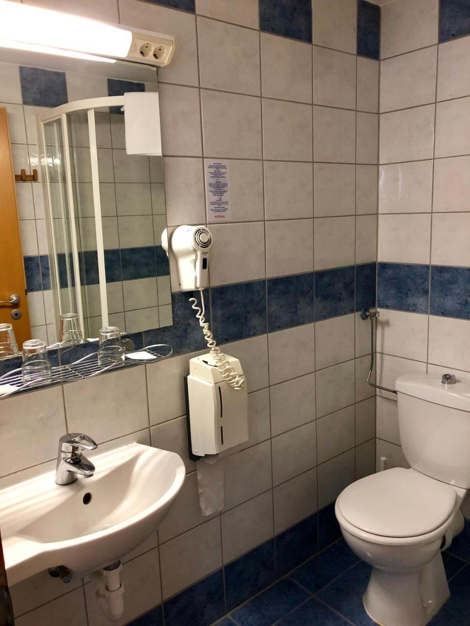 Hotel Veritas Budapest Exteriör bild